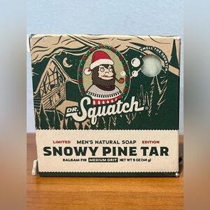 DR. SQUATCH NIB Snowy Pine Tar Men's Natural Soap 5oz Bar Holiday Christmas